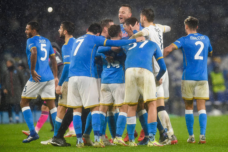 切尔西两座欧冠